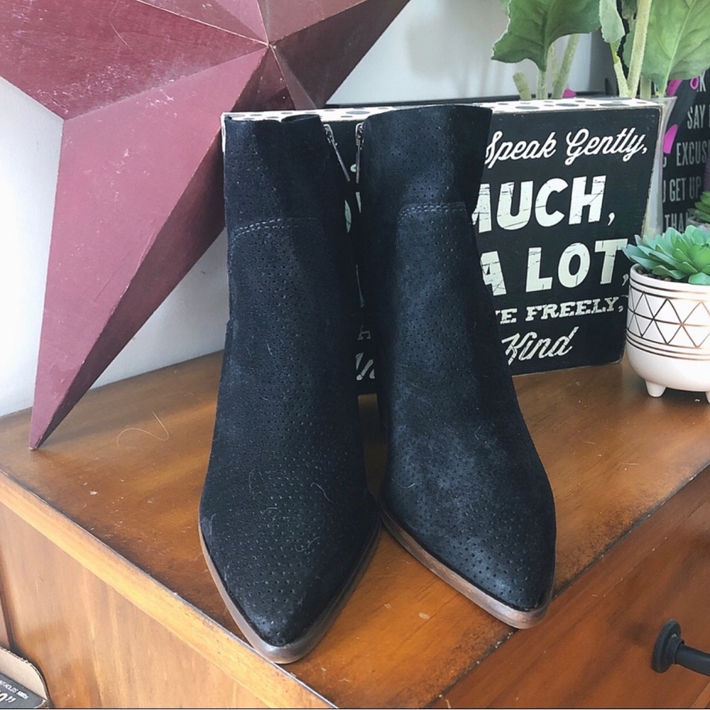 Cava Booties - Picture 5 of 6